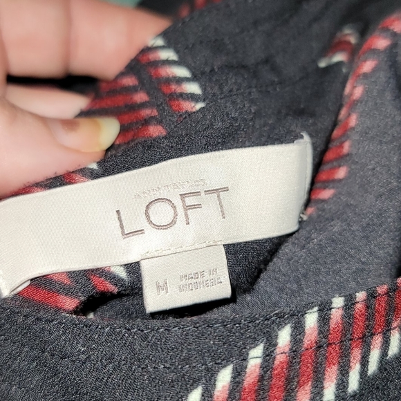 Like new loft dress - Picture 4 of 4